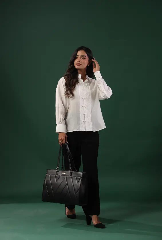 Monochrome white shirt 5